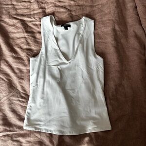 Elegant White Sleeveless Top